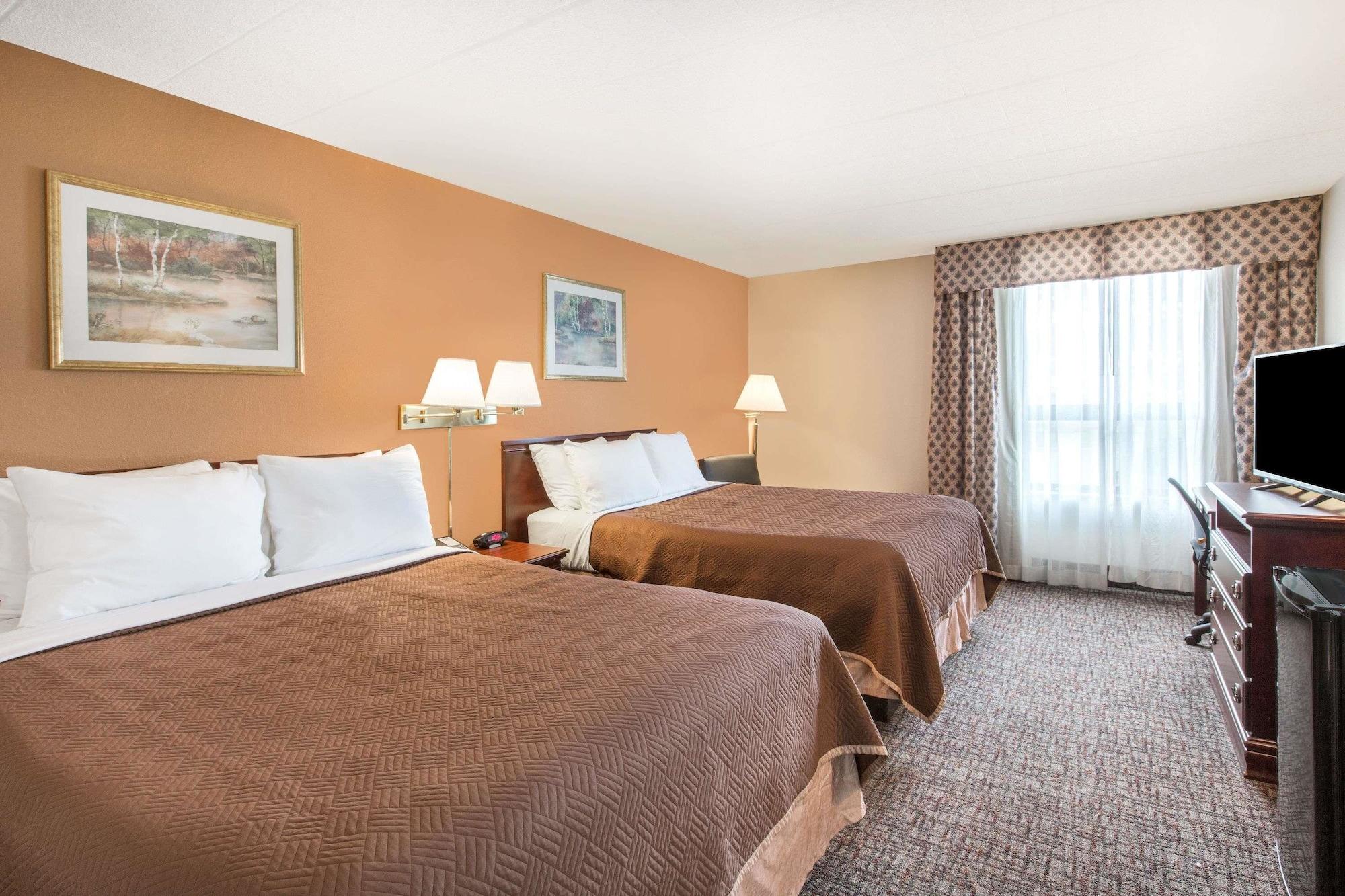 Howard Johnson By Wyndham Bartonsville/Poconos Area Εξωτερικό φωτογραφία