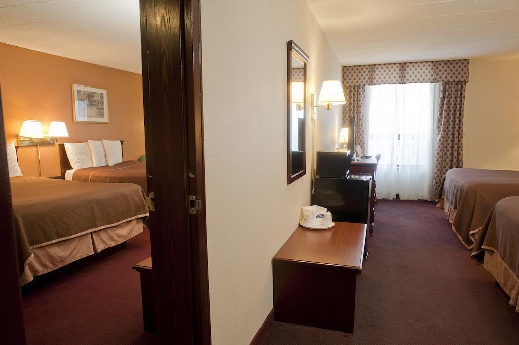 Howard Johnson By Wyndham Bartonsville/Poconos Area Δωμάτιο φωτογραφία