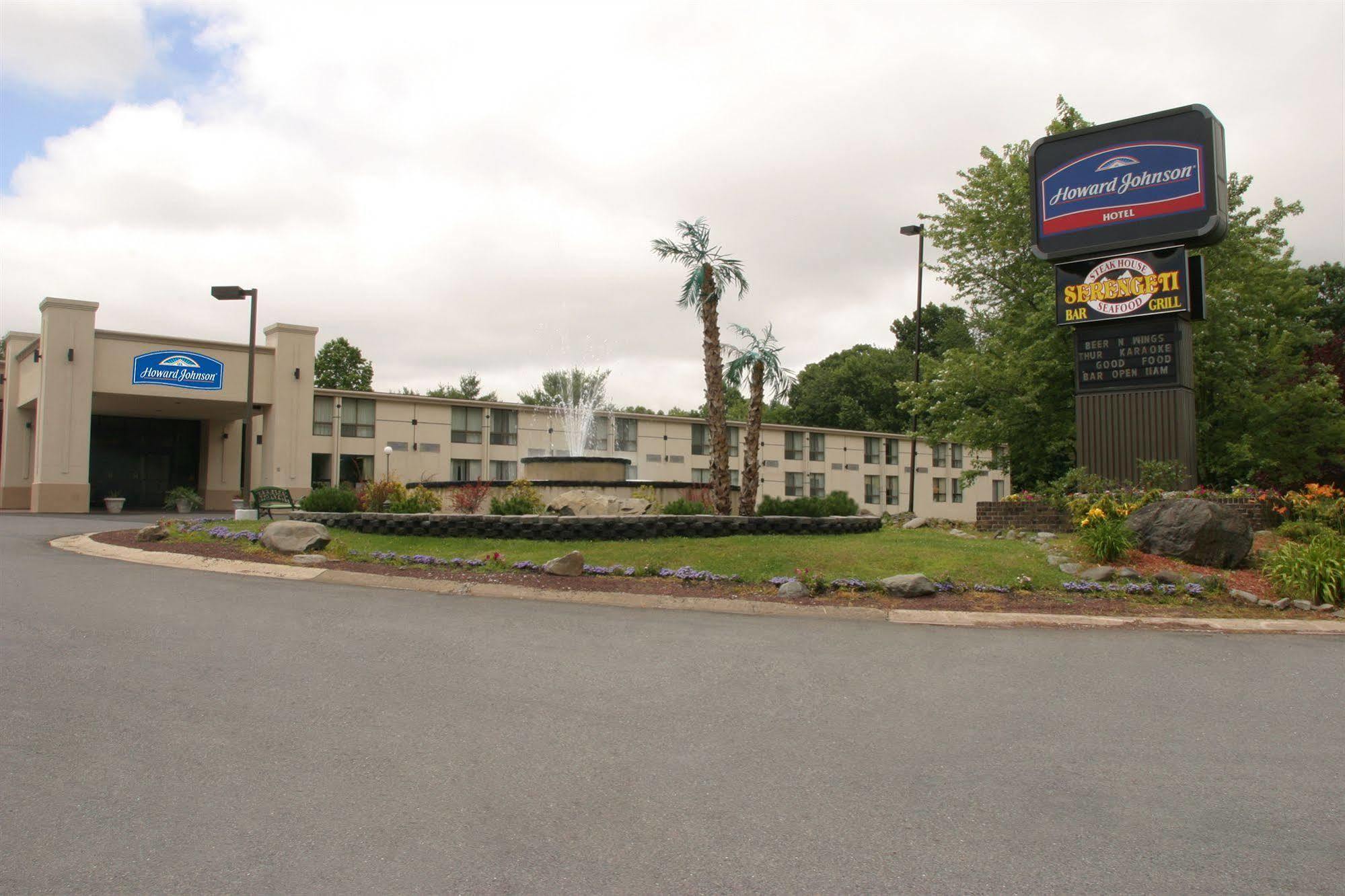 Howard Johnson By Wyndham Bartonsville/Poconos Area Εξωτερικό φωτογραφία